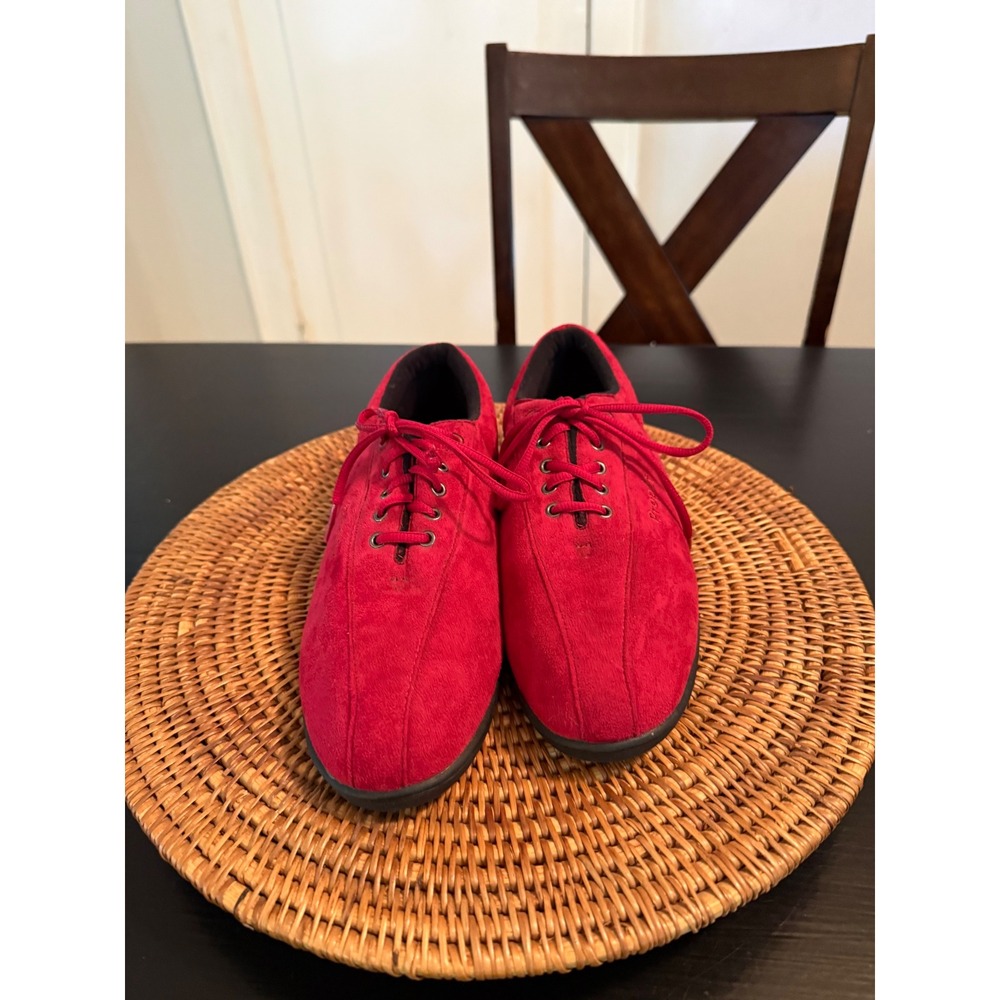 Propet Womens Red Suede Lace Up Comfort Walking Shoes Sneakers Low Top Size 9.5
